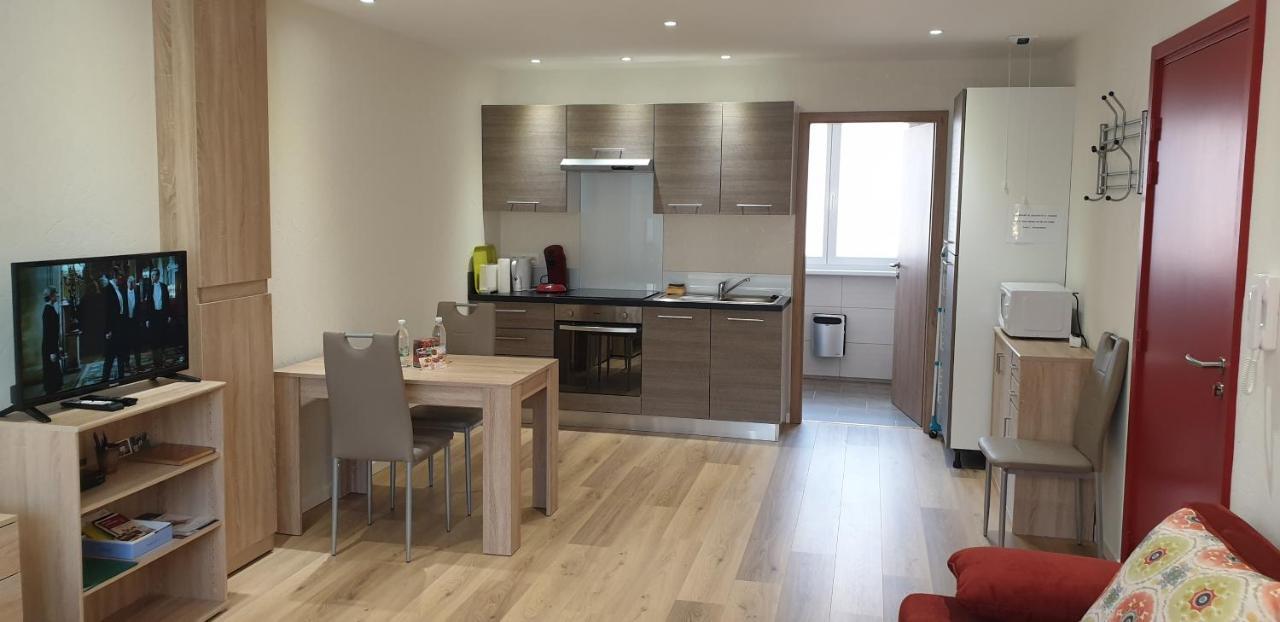 Meubles Du 25 N3 Studio 1Er Etage نيديربرون ليه باينس المظهر الخارجي الصورة